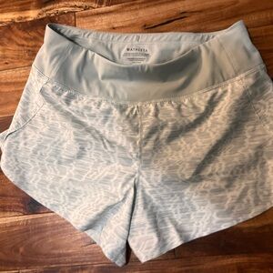 Athleta Women's Patterned Gray Athletic Running Shorts S